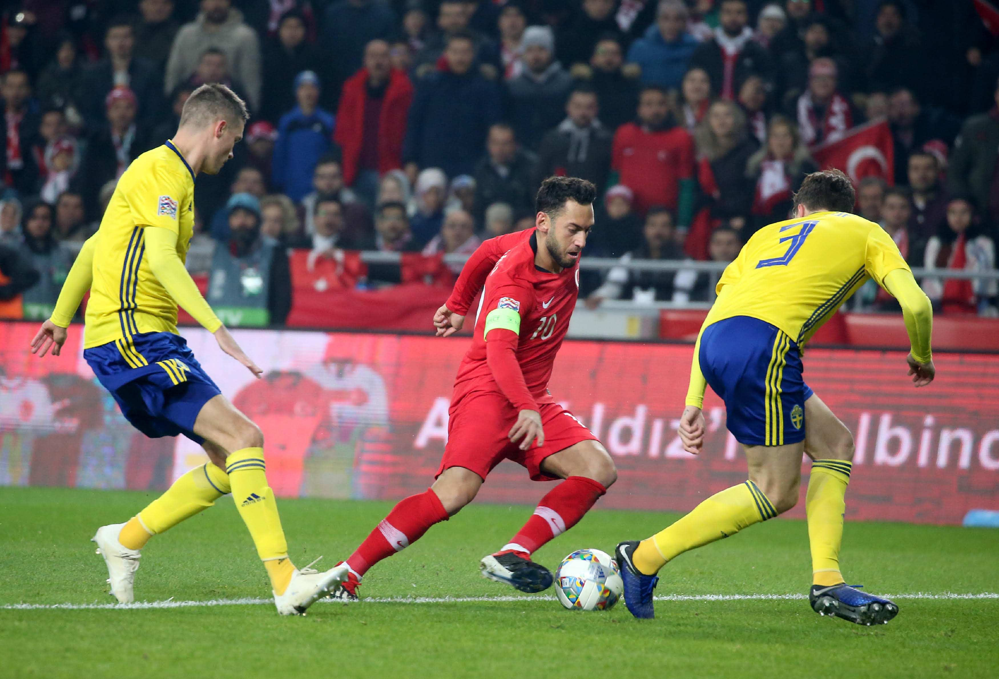 给贝蒂斯踢 给贝蒂斯踢